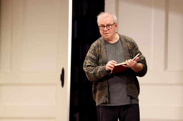 Joachim Krol bei der Fotoprobe zum Theaterstück Sophia oder Das Ende der Humanisten im Renaissance-Theater. Berlin, 11.03.2026