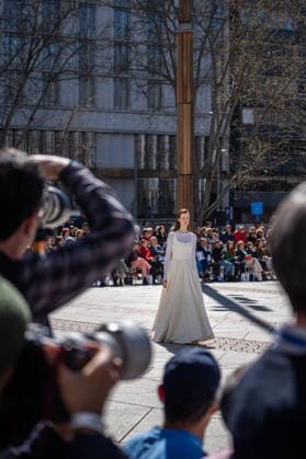 Inaugural fashion show of OMODA Madrid es Moda in Plaza de Espana Inaugural fashion show of OMODA Madrid es Moda in Plaza de Espana, on March 12, 2026, in Madrid Spain Organized by the Asociación Creadores de Moda de Espana ACME and the Madrid City Council, the show brings together 24 designers on an outdoor runway with the historic buildings as a backdrop, the show brings together 24 designers on an outdoor catwalk with the historic buildings of the square as a backdrop, combining established names - Devota Lomba, Roberto Verino, Roberto Torretta, Oteyza - with avant-garde firms such as Eduardo Navarrete and Dominnico 12 MARCH 2026 César Vallejo Rodrí Madrid Madrid Spain  Copyright: xCÃ sarxVallejoxRodriguezx 7360472