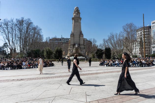 Inaugural fashion show of OMODA Madrid es Moda in Plaza de Espana Inaugural fashion show of OMODA Madrid es Moda in Plaza de Espana, on March 12, 2026, in Madrid Spain Organized by the Asociación Creadores de Moda de Espana ACME and the Madrid City Council, the show brings together 24 designers on an outdoor runway with the historic buildings as a backdrop, the show brings together 24 designers on an outdoor catwalk with the historic buildings of the square as a backdrop, combining established names - Devota Lomba, Roberto Verino, Roberto Torretta, Oteyza - with avant-garde firms such as Eduardo Navarrete and Dominnico 12 MARCH 2026 César Vallejo Rodrí Madrid Madrid Spain  Copyright: xCÃ sarxVallejoxRodriguezx 7360498