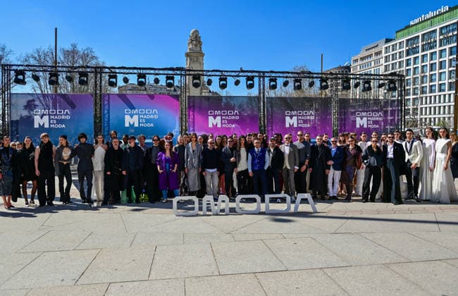 March 12, 2026, Madrid, Madrid, SPAIN: Models walk the runway on the urban catwalk set up in Plaza de EspaoÂ±a during the opening event of OMODA Madrid es Moda, marking the start of Madrid Fashion Week. The show brings together 25 Spanish independent fashion designers in one of the capital s most iconic locations. Madrid SPAIN - ZUMAz108 20260312_znp_z108_001 Copyright: xRichardxZubelzux