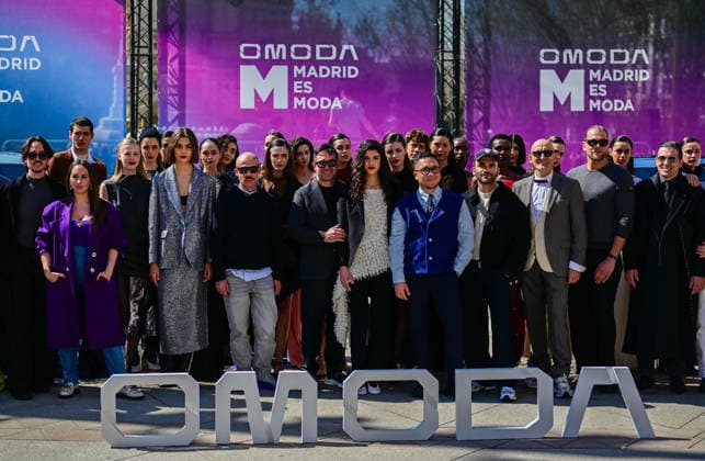 March 12, 2026, Madrid, Madrid, SPAIN: Models walk the runway on the urban catwalk set up in Plaza de EspaoÂ±a during the opening event of OMODA Madrid es Moda, marking the start of Madrid Fashion Week. The show brings together 25 Spanish independent fashion designers in one of the capital s most iconic locations. Madrid SPAIN  - ZUMAz108 20260312_znp_z108_002 Copyright: xRichardxZubelzux