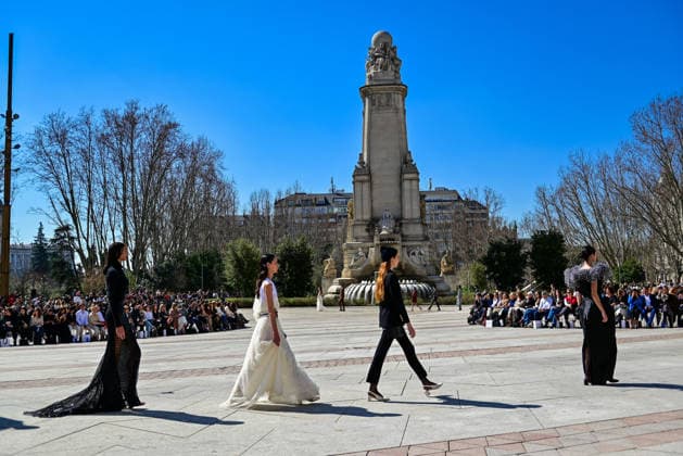 March 12, 2026, Madrid, Madrid, SPAIN: Models walk the runway on the urban catwalk set up in Plaza de EspaoÂ±a during the opening event of OMODA Madrid es Moda, marking the start of Madrid Fashion Week. The show brings together 25 Spanish independent fashion designers in one of the capital s most iconic locations. Madrid SPAIN - ZUMAz108 20260312_znp_z108_017 Copyright: xRichardxZubelzux