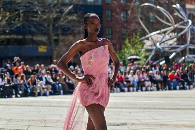 March 12, 2026, Madrid, Madrid, SPAIN: Models walk the runway on the urban catwalk set up in Plaza de EspaoÂ±a during the opening event of OMODA Madrid es Moda, marking the start of Madrid Fashion Week. The show brings together 25 Spanish independent fashion designers in one of the capital s most iconic locations. Madrid SPAIN  - ZUMAz108 20260312_znp_z108_033 Copyright: xRichardxZubelzux