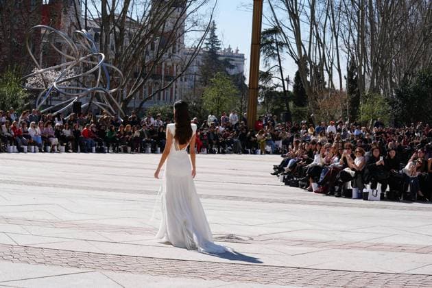 March 12, 2026, Madrid, Madrid, SPAIN: Models walk the runway on the urban catwalk set up in Plaza de Espana during the opening event of OMODA Madrid es Moda, marking the start of Madrid Fashion Week. The show brings together 25 Spanish independent fashion designers in one of the capital s most iconic locations Cordon Press 