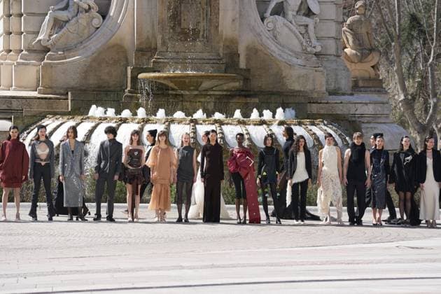 March 12, 2026, Madrid, Madrid, SPAIN: Models walk the runway on the urban catwalk set up in Plaza de Espana during the opening event of OMODA Madrid es Moda, marking the start of Madrid Fashion Week. The show brings together 25 Spanish independent fashion designers in one of the capital s most iconic locations Cordon Press 