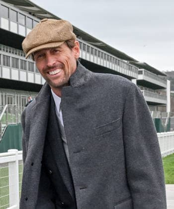 Cheltenham Racing Festival 2026- Day Three Cheltenham, Gloucestershire Peter Crouch seen at Cheltenham Racing Festival - Day Three Cheltenham, Gloucestershire, Credit:Jules Annan Avalon England  Copyright: xJulesxAnnanx xAvalonx 1082306370