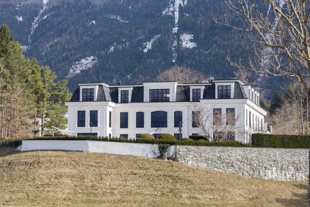 12.03.2026 Igls, Innsbruck, Tirol, Österreich Bild: Villa von Rene Benko in Igls, Haus, Privathaus, Privatvilla, Immobilie, Signa Holding, Laura Privatstiftung, Luxusanwesen von Rene Benko, Schlosshotel Igls Betriebs GmbH & Co KG, Gesellschaft Schlosshotel Igls, Luxus Villa *** 12 03 2026 Igls, Innsbruck, Tyrol, Austria Picture Villa of Rene Benko in Igls, house, private house, private villa, real estate, Signa Holding, Laura Privatstiftung, luxury property of Rene Benko, Schlosshotel Igls Betriebs GmbH Co KG, company Schlosshotel Igls, luxury villa