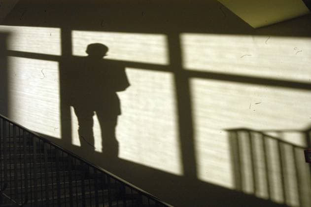 Einsamkeit oder Einsamkeit im Management, ein Mann, der einsam in der Führung ist Loneliness or solitude in management, a man lonely in leadership Copyright: imageBROKER ElmarxGubisch ibxiqx16943212.jpg