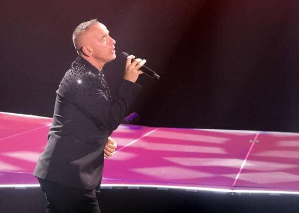 Eros Ramazzotti - Una storia importante Tour ** NUR FÜR REDAKTIONELLE ZWECKE ** EDITORIAL USE ONLY **<p>Eros Ramazzotti auf Una storia importante - Tour in der Rudolf - Weber - Arena Oberhausen am Donnerstag, den 12. März 2026 Deutschland NRW Oberhausen Copyright: KerstinxBögeholz