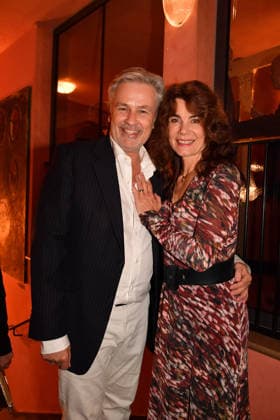 Timothy Beach mit Ehefrau Nicola Tiggeler Premiere Der Abschiedsbrief Komödie im Hotel Bayerischen Hof Theater München 12. März 2026