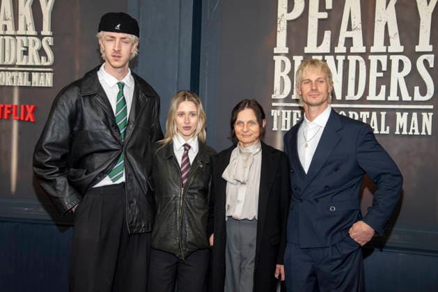 abb Niklas van Lipzig, Kirsten Uterwedde, Wiebke Frost und David Martin zu Gast auf dem roten Teppich bei der Netflix Film Premiere von PEAKY BLINDERS THE IMMORTAL MAN im Kino International Berlin ,Berlin den 12.03.2026 Berlin Deutschland