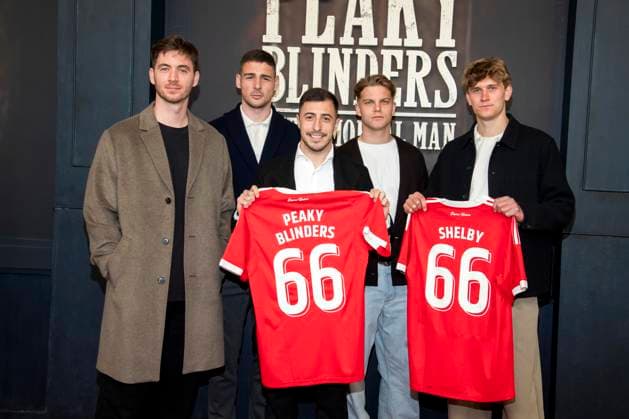 abb Carl Klaus, Andre Ilic, Josip Juranovic und Aljoscha Kemlein mit Fussball Trikot Union Berlin mit Rueckennummer 66 zu Gast auf dem roten Teppich bei der Netflix Film Premiere von PEAKY BLINDERS THE IMMORTAL MAN im Kino International Berlin ,Berlin den 12.03.2026 Berlin Deutschland