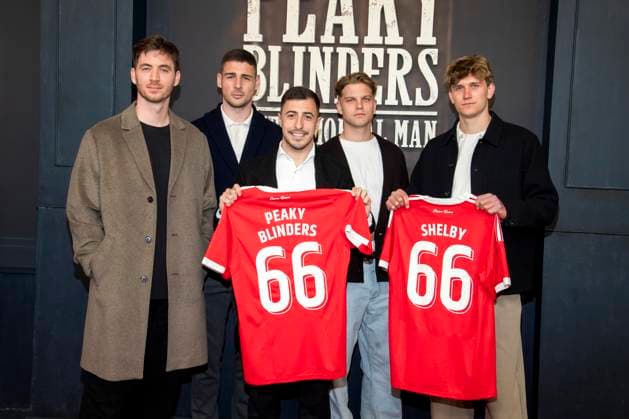 abb Carl Klaus, Andre Ilic, Josip Juranovic und Aljoscha Kemlein mit Fussball Trikot Union Berlin mit Rueckennummer 66 zu Gast auf dem roten Teppich bei der Netflix Film Premiere von PEAKY BLINDERS THE IMMORTAL MAN im Kino International Berlin ,Berlin den 12.03.2026 Berlin Deutschland