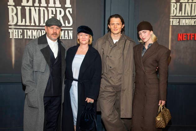 abb Steffen Baumgart, Katja Baumgart Trainer Fussballer Union Berlin mit Fabian Reese und Johanna Gruenewald Hertha BSC Fussballer zu Gast auf dem roten Teppich bei der Netflix Film Premiere von PEAKY BLINDERS THE IMMORTAL MAN im Kino International Berlin ,Berlin den 12.03.2026 Berlin Deutschland