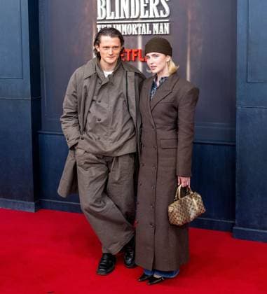 Kino, Filmpremiere von Peaky Blinders, The Immortal Man im Kino International in Berlin, im Bild, v. l. Fabian Reese (Hertha BSC) und Johanna Jojo Grünewald (Freundin von Fabian Reese Hertha BSC), 12.03. 2026, Copyright: xMatthiasxKochx