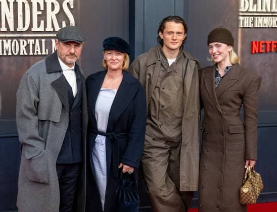 Kino, Filmpremiere von Peaky Blinders, The Immortal Man im Kino International in Berlin, im Bild v. l. Trainer Steffen Baumgart (1. FC Union Berlin) und Frau Katja, Fabian Reese (Hertha BSC), Johanna Jojo Grünewald (Freundin von Fabian Reese Hertha BSC), 12.03. 2026, Copyright: xMatthiasxKochx