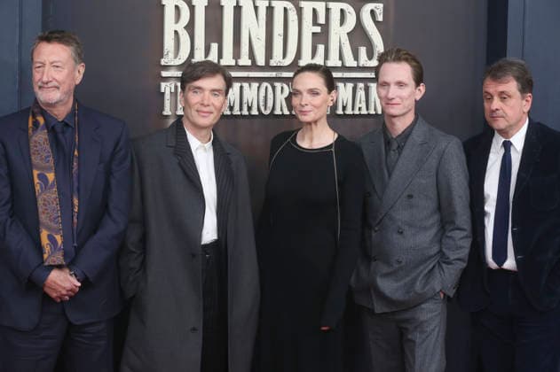Steven Knight, Cillian Murphy, Rebecca Ferguson, Tom Harper und Guy Heeley bei der Premiere des Netflix-Films Peaky Blinders: The Immortal Man im Kino International. Berlin, 12.03.2026