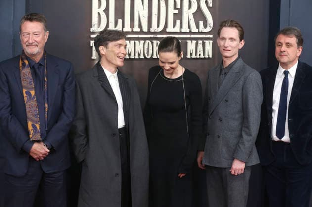 Steven Knight, Cillian Murphy, Rebecca Ferguson, Tom Harper und Guy Heeley bei der Premiere des Netflix-Films Peaky Blinders: The Immortal Man im Kino International. Berlin, 12.03.2026