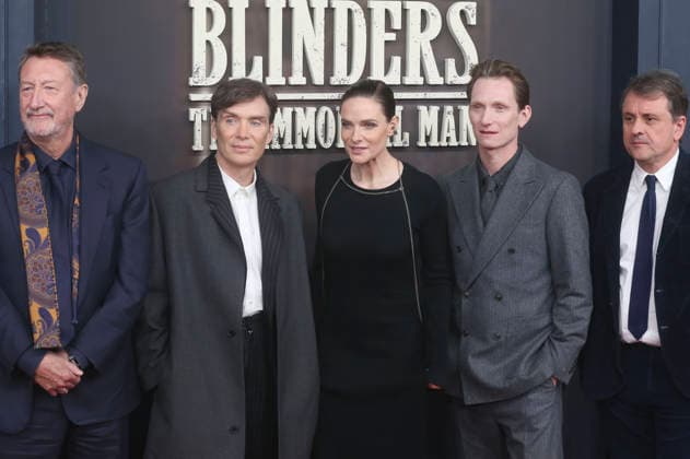 Steven Knight, Cillian Murphy, Rebecca Ferguson, Tom Harper und Guy Heeley bei der Premiere des Netflix-Films Peaky Blinders: The Immortal Man im Kino International. Berlin, 12.03.2026