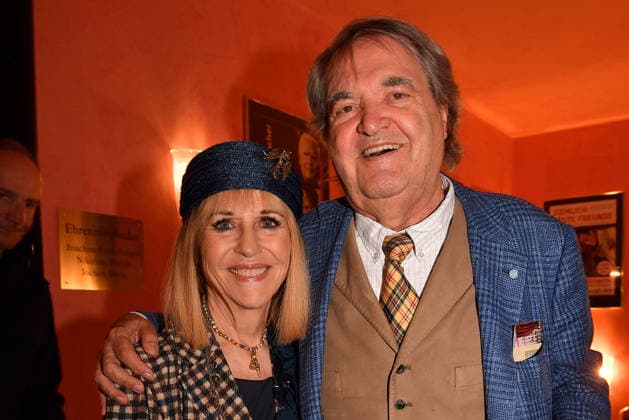 Patricia Riekel und Helmut Markwort bei Der Abschiedsbrief Theater Premiere am 12.03.2026 in der Komoedie Bayerischer Hof in Muenchen Der Abschiedsbrief Premiere in der Komoedie im Hotel Bayerischer Hof in Muenchen
