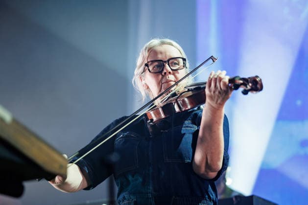 Belle and Sebastian live in Oslo, Norway Oslo, Norway. 11th, March 2026. The Scottish indie pop band Belle and Sebastian performs a live concert at Rockefeller in Oslo. Here musician Sarah Martin is seen live on stage. Norway, Oslo  Copyright: xGonzalesxPhoto KetilxMartinsenx