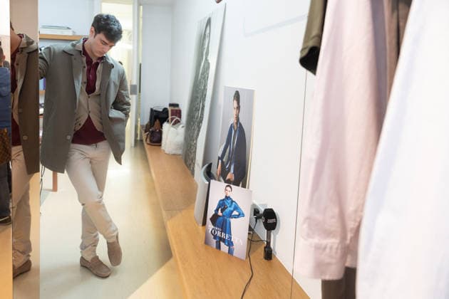 Roberto Torretta presents his new collection at OMODA Madrid es Moda A model poses during the showroom, on March 13, 2026, in Madrid Spain Roberto Torretta has presented his new collection through a shooting in his showroom, a space designed by Patricia Urquiola 13 MARCH 2026 Madrid Madrid Madrid Spain  Copyright: xEduardoxParrax 7362758