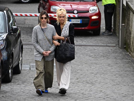 Rome, chapel of rest for Enrica Bonaccorti at the Ars BioMedica clinic. Pictured: Maria Teresa Ruta with her daughter Guenda Goria.  Copyright: xMaurizioxD Avanzox xipa-agency.netx xMaurizioxDxAvanzox IPA_Agency_IPA72809863