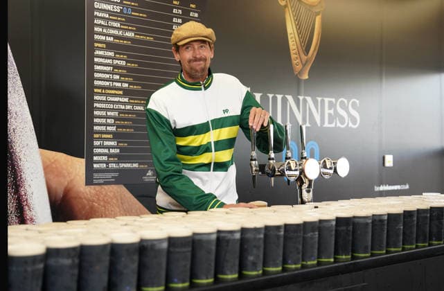 Cheltenham Festival 2026 Peter Crouch 12th March 2026. Cheltenham Festival 2026. Day Three Peter Crouch gives away a 1000 pints of Guinness after losing a bet on the Paddy Power stakes at Cheltenham.  Copyright: xPaulxEdwardsx NINTCHDBPICT001066057918
