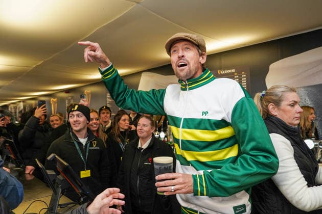 Cheltenham Festival 2026 Peter Crouch 12th March 2026. Cheltenham Festival 2026. Day Three Peter Crouch gives away a 1000 pints of Guinness after losing a bet on the Paddy Power stakes at Cheltenham.  Copyright: xPaulxEdwardsx NINTCHDBPICT001066058058