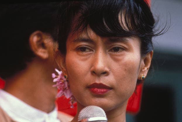 Suu Kyi s NLD Party Wins Myanmar Elections Nov. 13, 2015 - File - Myanmar s opposition party led by AUNG SAN SUU KYI has won the right to form a new government independently as it has secured enough seats in the two-house Union Parliament. With more than 80 percent of contested seats now declared, Aung San Suu Kyi s party has more than the two-thirds it needs to choose the president, ending decades of military-backed rule. Pictured: File c. 1990 s. Aung San Suu Kyi, leader of NAT League for Democracy. Copyright: xPiersxCavendishx