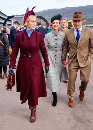 . 13 03 2026. Cheltenham, United Kingdom. Zara Phillips and Harriet Sperling and Peter Phillips arriving for the Cheltenham Gold Cup on the final day of the Cheltenham Festival, United Kingdom.  xi-Imagesx IIM-26632-0015