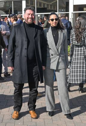 Cheltenham Racing Festival 2026- Day four tHE gOLD cupCheltenham, Gloucestershire Nick Knowles and Katie Dadzie seen on day four of the 2026 Cheltenham Racing Festival at Prestbury Park in Cheltenham, England, Credit:Jules Annan Avalon England  Copyright: xJulesxAnnanx xAvalonx 1082606552