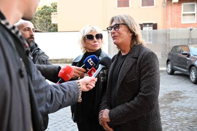 Rome, chapel of rest for Enrica Bonaccorti at the Ars BioMedica clinic. Pictured: Carmen Russo and Enzo Paolo Turchi  Copyright: xMaurizioxD Avanzox xipa-agency.netx xMaurizioxDxAvanzox IPA_Agency_IPA72823917