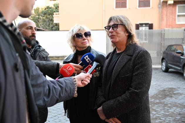 Rome, chapel of rest for Enrica Bonaccorti at the Ars BioMedica clinic. Pictured: Carmen Russo and Enzo Paolo Turchi  Copyright: xMaurizioxD Avanzox xipa-agency.netx xMaurizioxDxAvanzox IPA_Agency_IPA72823921