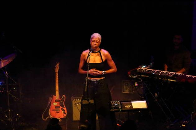 Anaiis bei einem Konzert im Silent Green in Berlin, 13. März 2026. Anaiis Konzert Berlin