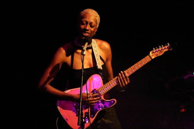 Anaiis bei einem Konzert im Silent Green in Berlin, 13. März 2026. Anaiis Konzert Berlin