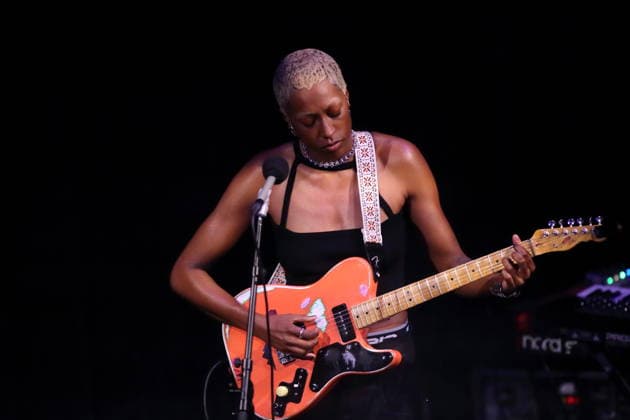Anaiis bei einem Konzert im Silent Green in Berlin, 13. März 2026. Anaiis Konzert Berlin