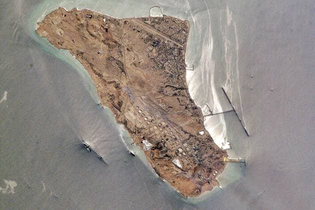 Iran, 14.03.2026: Die iranische Insel Charg (engl. Kharg) im Persischen Golf (NASA-Archivbild von 31.08.2002) *** Iran, 14 03 2026 The Iranian island of Kharg engl Kharg in the Persian Gulf NASA archive image from 31 08 2002 Copyright: xdtsxNachrichtenagenturx dts_110642