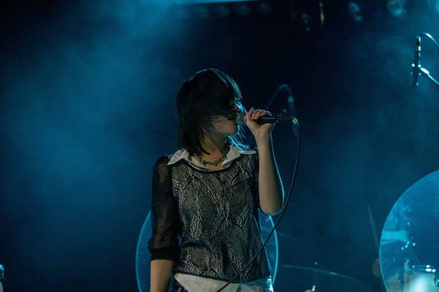 Music Concert - Sobs Live in Shanghai 2026 Celine Autumn singing on stage during the Sobs Live at Yuyintown Basement in Shanghai, China on March 13, 2026 during Sobs Live in Shanghai 2026, Music Concert in Shanghai, China, March 13 2026 Shanghai Yuyintown Basement China Copyright: xAndreaxAimarx xLiveMediax LPM_2341087
