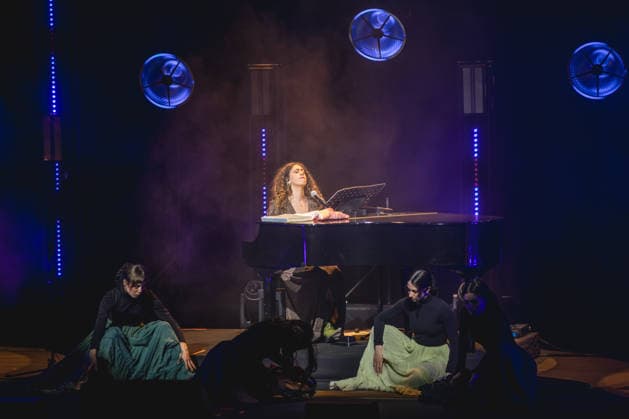 Music Concert - Delia - SICILIA BEDDA TOUR Delia Buglisi performs the Sicilia Bedda Tour on March 13, 2026 at Auditorium Parco della Musica, Rome, Italy. Rome Auditorium Parco della Musica Italy Copyright: xEmanuelaxVertollix xLiveMediax LPM_2341185