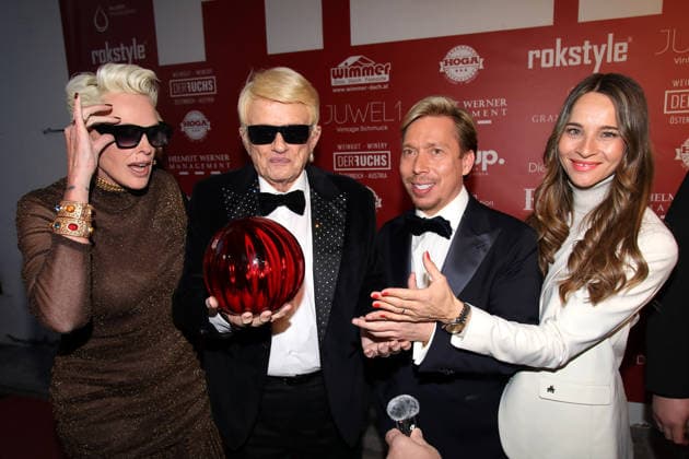 Weltpremiere von HEINO - Karamba, Karacho, Kult! im Filmtheater in Kitzbühel Kitzbühel, 13..03.2026 Helmut Werner, Brigitte Nielsen, Heino und Nicole Werner bei der Weltpremiere von HEINO - Karamba, Karacho, Kult! im Filmtheater in Kitzbühel Tirol Österreich Copyright: xMatthiasxGränzdörferx