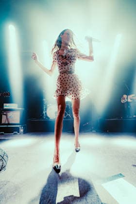 Bar Italia live in Copenhagen, Denmark Copenhagen, Denmark. 13th, March 2026. The British indie rock band Bar Italia performs a live concert at Pumpehuset in Copenhagen. Here singer Nina Cristante is seen live on stage. Denmark, Copenhagen  Copyright: xGonzalesxPhoto MathiasxKristensenx