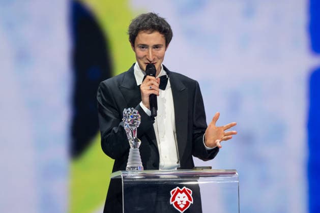 Czech Film and Television Academy (CFTA) presents Czech Lion annual film awards at the 33rd annual ceremony in Congress Centre Prague, on March 14, 2026. The award for Best Actor in a Leading Role went to Idan Weiss for Franz. (CTKxPhoto OndrejxDeml) CTKPhotoP2026031407085  CTKPhotoP2026031407085