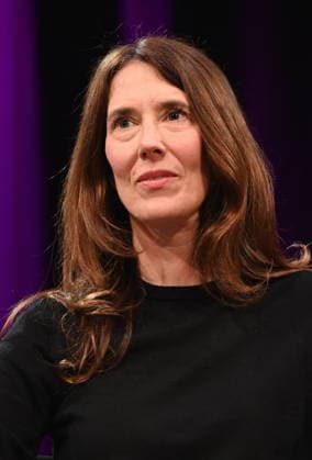 Autorin Anna Sophie Herken, Vorständin der Deutschen Gesellschaft für Internationale Zusammenarbeit (GIZ) GmbH, liest und spricht auf der Lit.Cologne, dem internationalen Literaturfestival