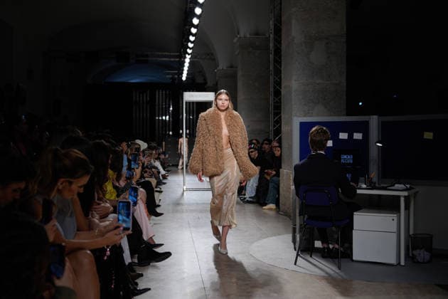 March 14, 2026, Lisbon, Portugal: A model walks the runway during Goncalo Peixoto fashion show at ModaLisboa Pebbling, Lisbon Fashion Week in Lisboa. Lisbon Portugal - ZUMAs197 20260314_aaa_s197_424 Copyright: xBrunoxdexCarvalhox