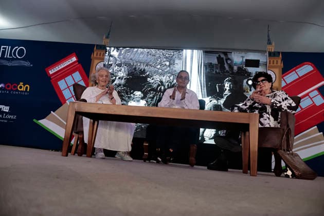 March 14, 2026, Mexico City, Cdmx, Mexico: At the Coyoaco¡n Book Fair, the presentation Women Who Write, Worlds That Change was given by Mexican writer and journalist ELENA PONIATOWSKA, along with Mexican writer, activist, academic critic, and professor MARGO GLAZ. They discussed the role of women in writing, history, and education in Mexico, offering a different perspective from a feminist standpoint. Mexico City Mexico - ZUMAp204 20260314_zip_p204_015 Copyright: xJosuexPerezx