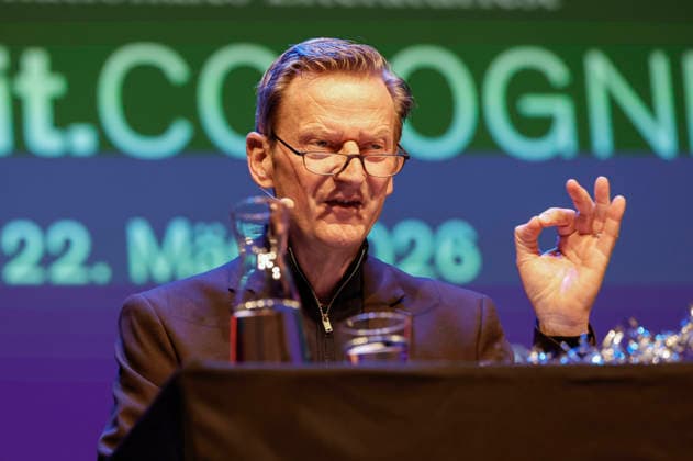 Michael Kessler bei der lit.Cologne 2026 Veranstaltung Ohne uns geht nix! Remix 7 rettet mit Annette Frier und Michael Kessler die Demokratie in der Stadthalle Köln. Köln, 14.03.2026