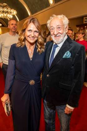 abb Christiane Zander und Dieter Hallervorden Ehepaar zu Gast bei der Theater Premiere BEKENNTNISSE DES HOCHSTAPLERS FELIX KRULL im Schlosspark Theater am Samstag 14.03.2026 in Berlin Berlin Deutschland