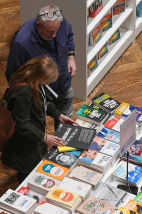 Les Grandes Rencontres Hachette Book Fair - Paris Book fair Les Grandes Rencontres Hachette organized by Hachette Livre at the Palais Brongniart to mark its 200th anniversary, in Paris, France on March 13, 2026. Photo by Lionel Urman ABACAPRESS.COM Paris France  Copyright: xUrmanxLionel ABACAx