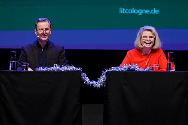 Schauspieler Michael Kessler und Schauspielerin Annette Frier in der Veranstaltung Ohne uns geht nix! Remix 7 rettet mit Annette Frier und Michael Kessler die Demokratie im Rahmen der Lit.Cologne 2026 in der Stadthalle Köln. Köln, 14.03.2026 NRW Deutschland Copyright: xChristophxHardtx